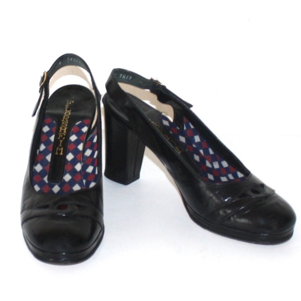 Vintage 70s Florsheim Leather Platform Pumps